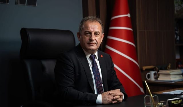 CHP’li Mustafa Bak’tan Ahmet Metin Genç’e “Parmak!” Mesajı