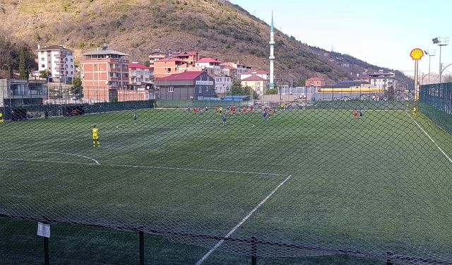 Kıratlıspor Maçkaspor’u 3-1’le Geçti!