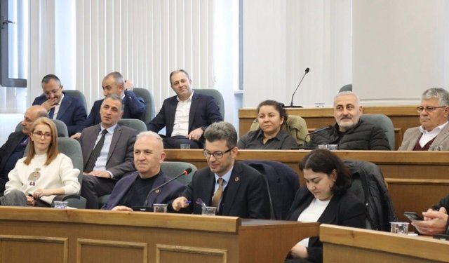 Trabzon Akçaabat’ta Meclis Gerildi! Başkan ile CHP Karşı Karşıya