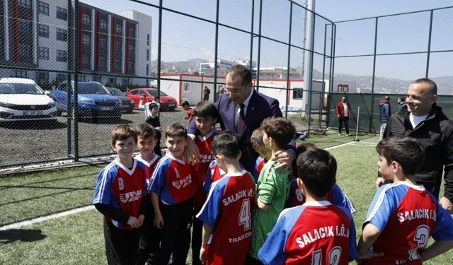 Başkan Ekim’den Minik Sporculara 23 Nisan Sürprizi