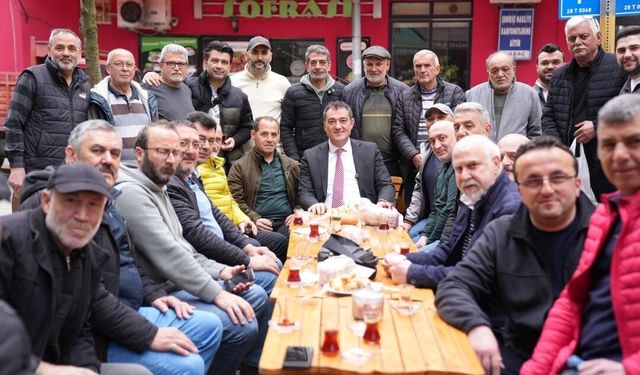 Başkan Köse Çay Sohbetinde Esnafın Sorunlarını Dinledi