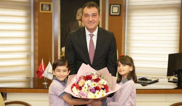 Giresun'da Minik Başkanlar Belediye Koltuğuna Oturdu!