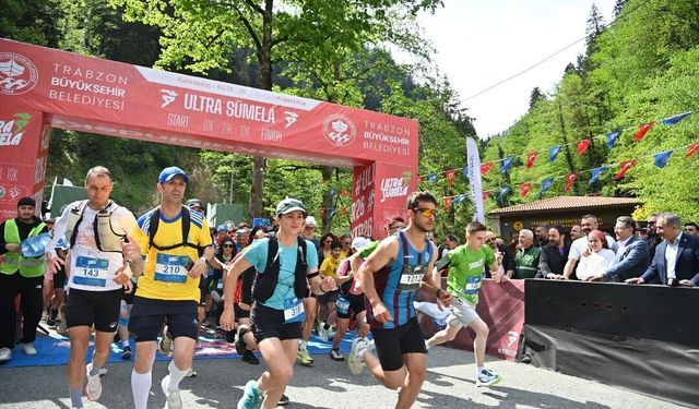 Trabzon' da Ultra Sümela Maratonu Nefes Kesti!