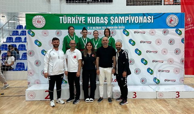 Trabzon Düzköy’de 10 Madalyayla Tarihi Rekor!