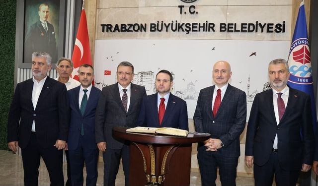 Bakan Gürlek’ten Trabzon Büyükşehir Belediyesi’ne Ziyaret