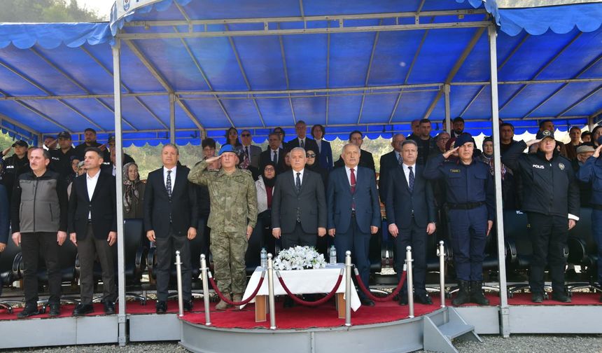 Şehitlerimizin anısına fidanlar toprakla buluştu