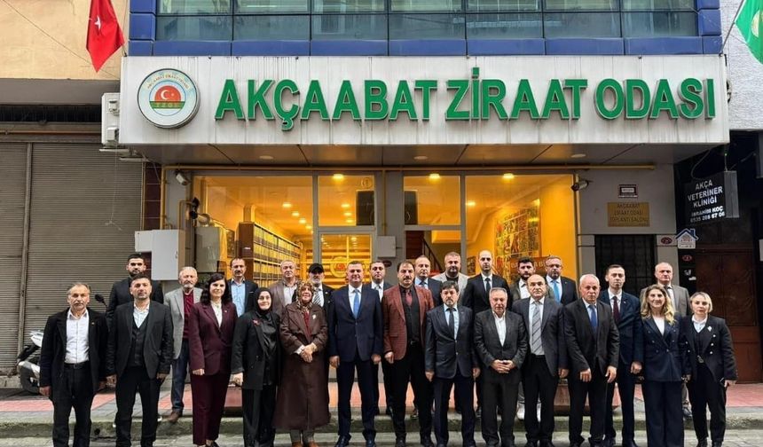 "Komşum" Dediler Kapı Kapı Gezdiler: MHP Akçaabat’taydı
