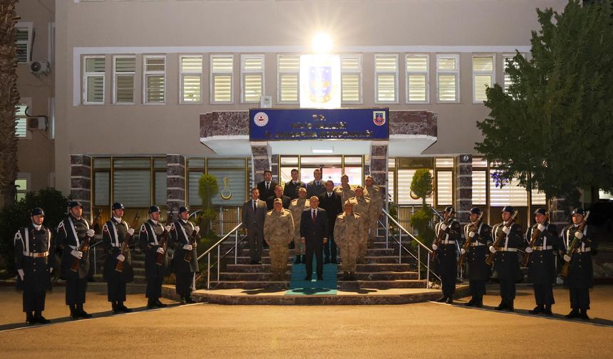 Kilis Valisi Tahir Şahin Trabzon Yolcusu! Veda Turu Başladı