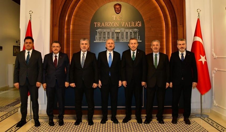 Trabzon Valiliği'nde Şehrin Tüm Projeleri Masaya Yatırıldı!