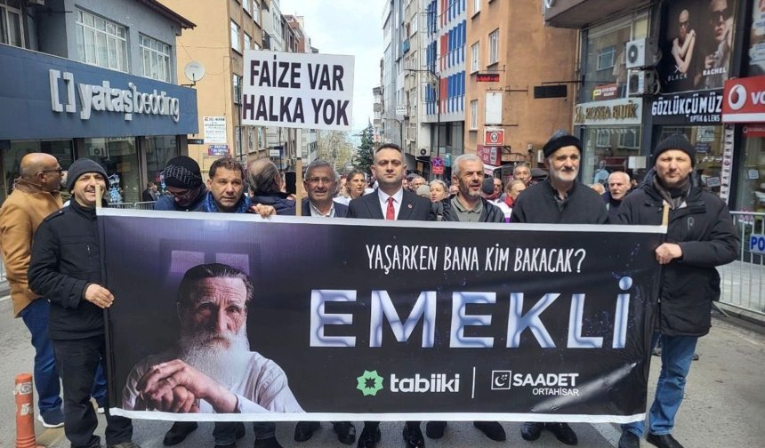 Trabzon’da Emekli Yürüyüşü Sonrası Siyasi Tartışma