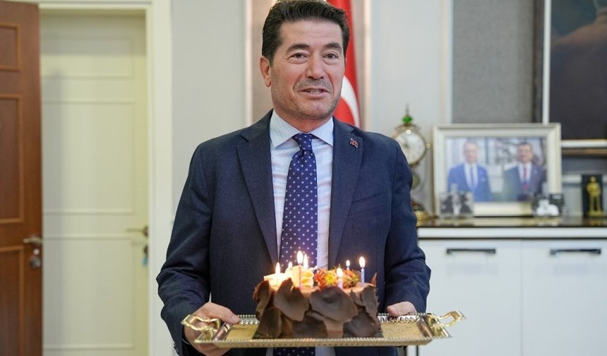 Ortahisar’da Sürpriz Kutlama: Ahmet Kaya’nın Dileği Şaşırttı