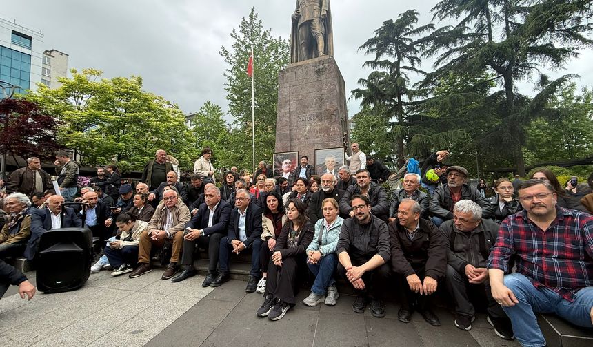 Trabzon Meydan Park’ta Oturma Eylemi !