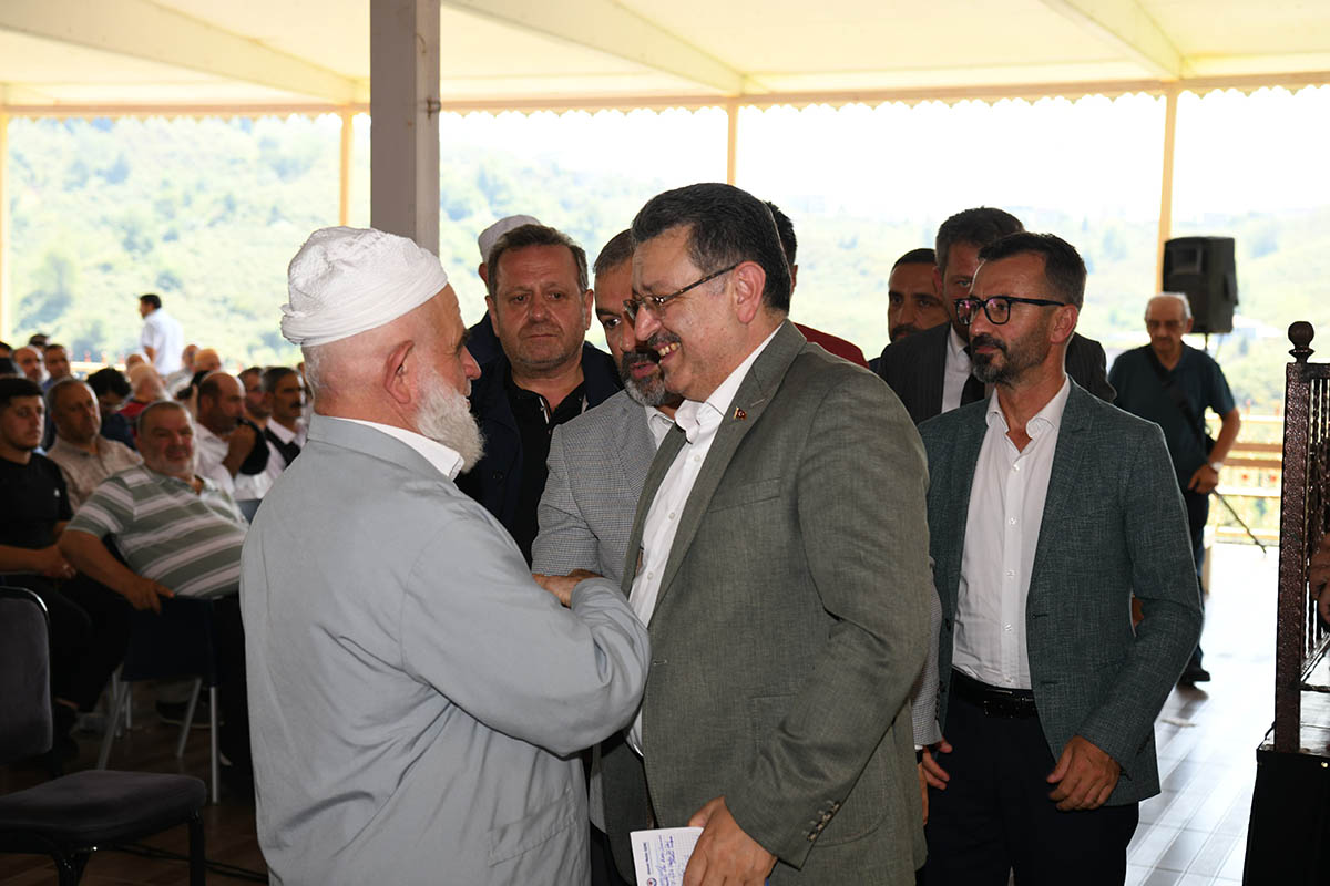 Başkan Genç Kur’an’ı Anlamak Ve Yaşatmak Kutsal Bir Görev 3 Kopya