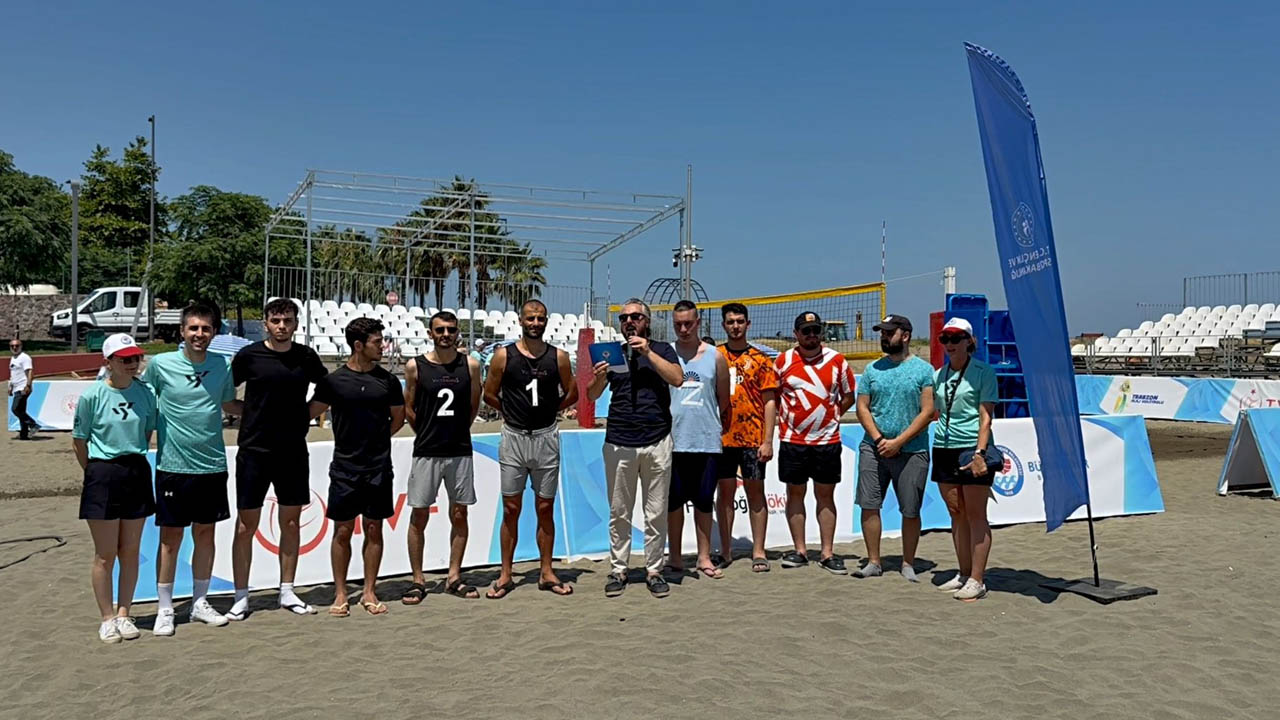 Trabzon'da Plaj Voleybolu Heyecanı! 30'U Aşkın Takım Yarışıyor... 2