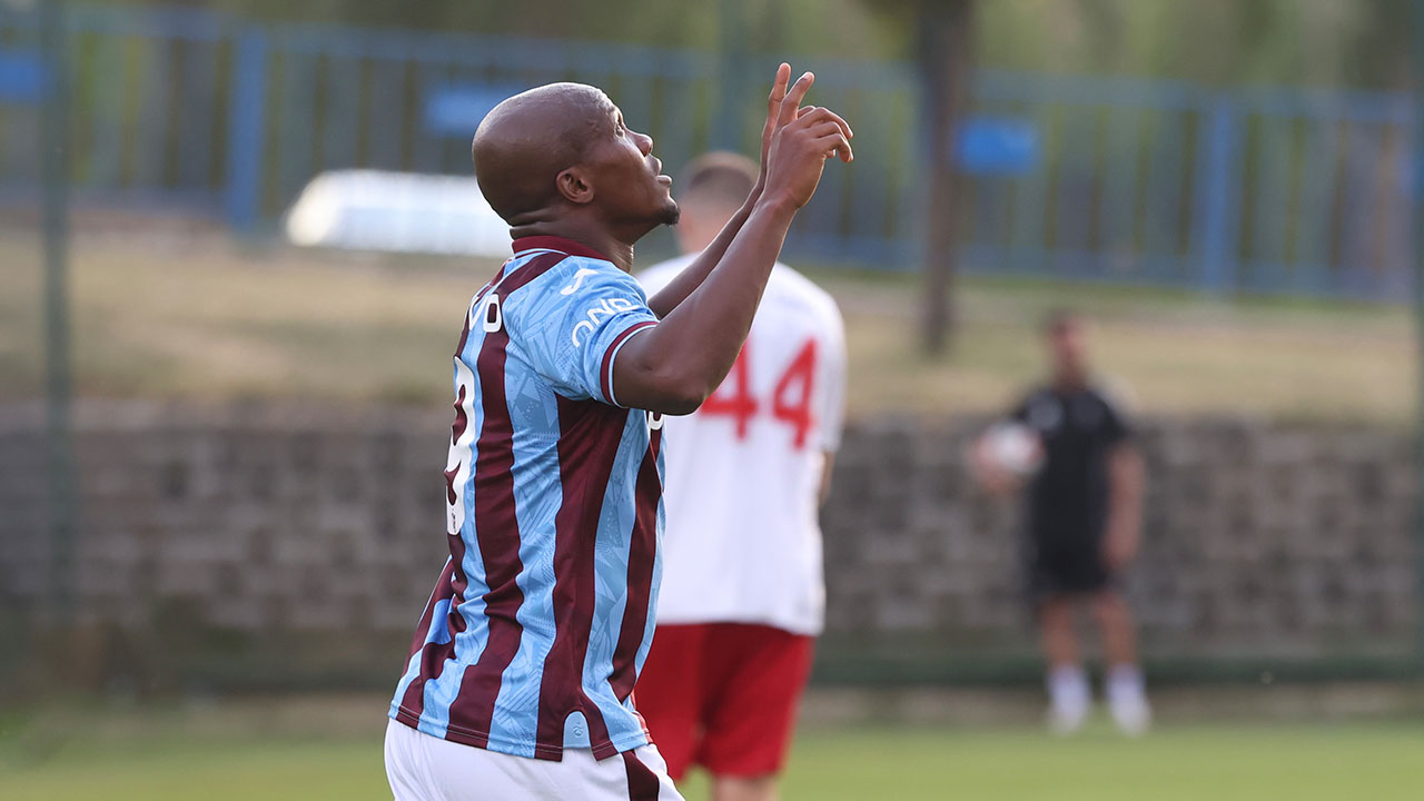 Trabzonspor, Ümraniyespor'u 3 1 Mağlup Etti! İşte Maç Özeti