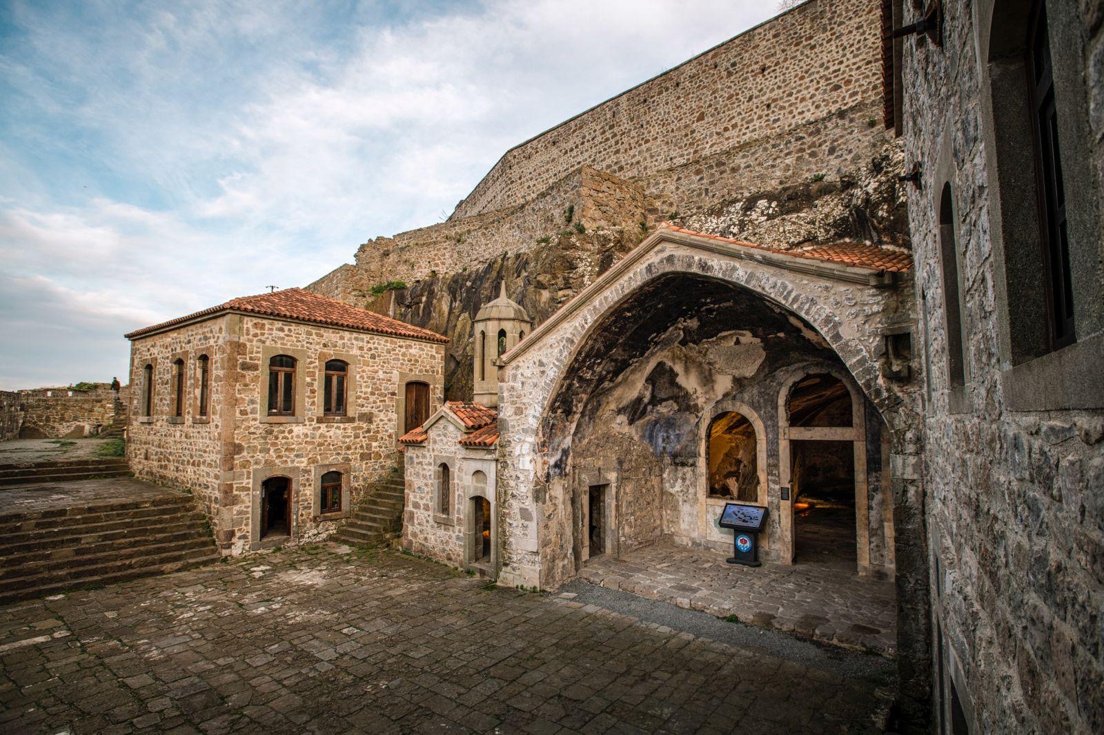 Kızlar Manastırı